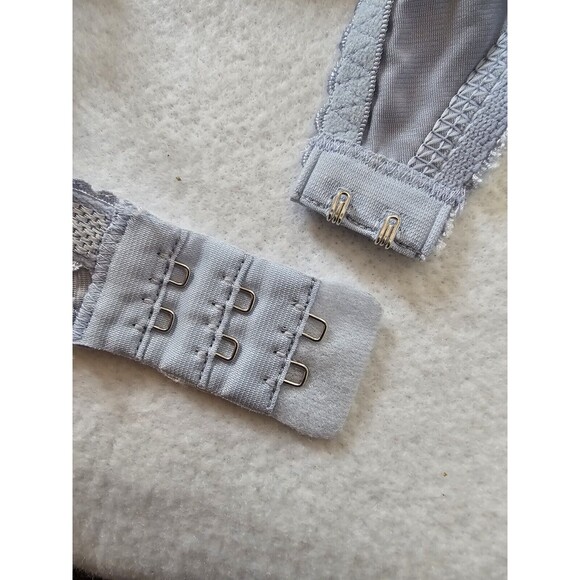 Chantelle Bra Womens Blue Underwire Unpadded Satin Size 38C - Picture 5 of 7